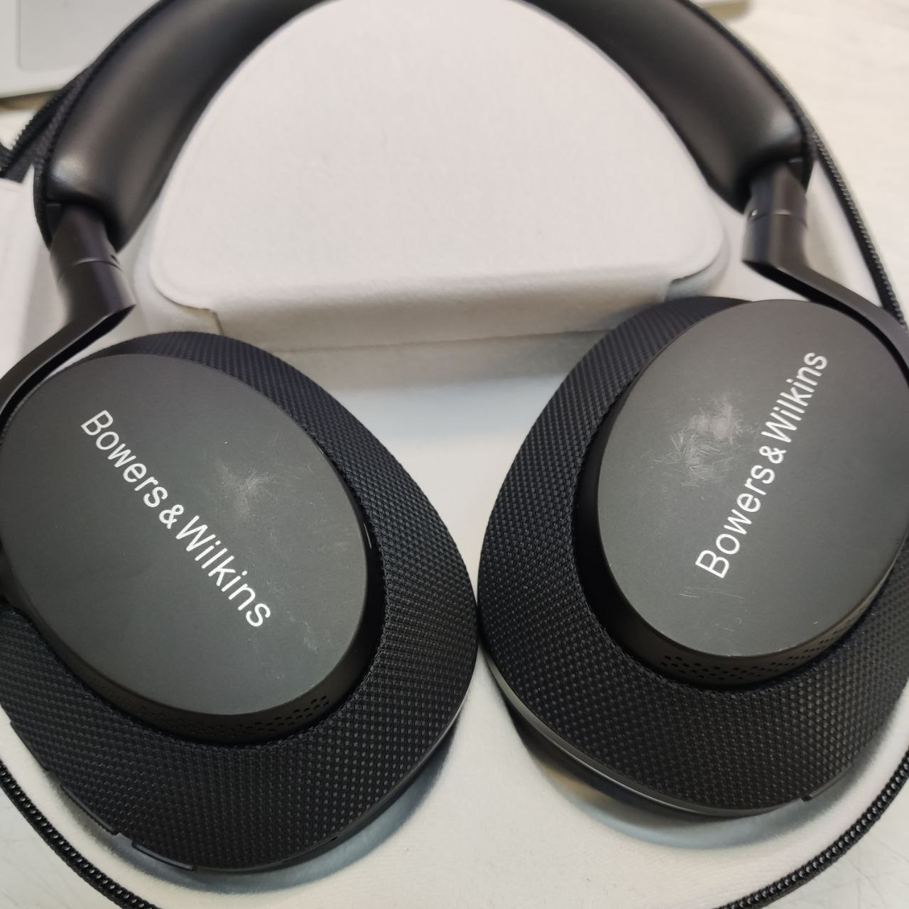 Фото — Наушники Bowers & Wilkins Px7 S2, черный (уценка)