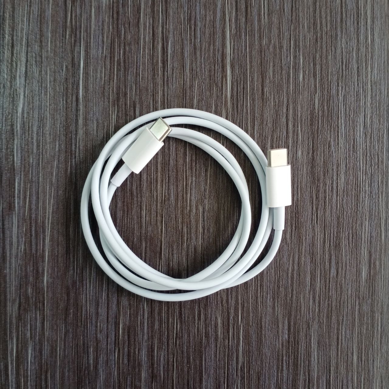 Фото — Кабель Apple USB-C для зарядки (1 м) в оплетке, белый (уценка)