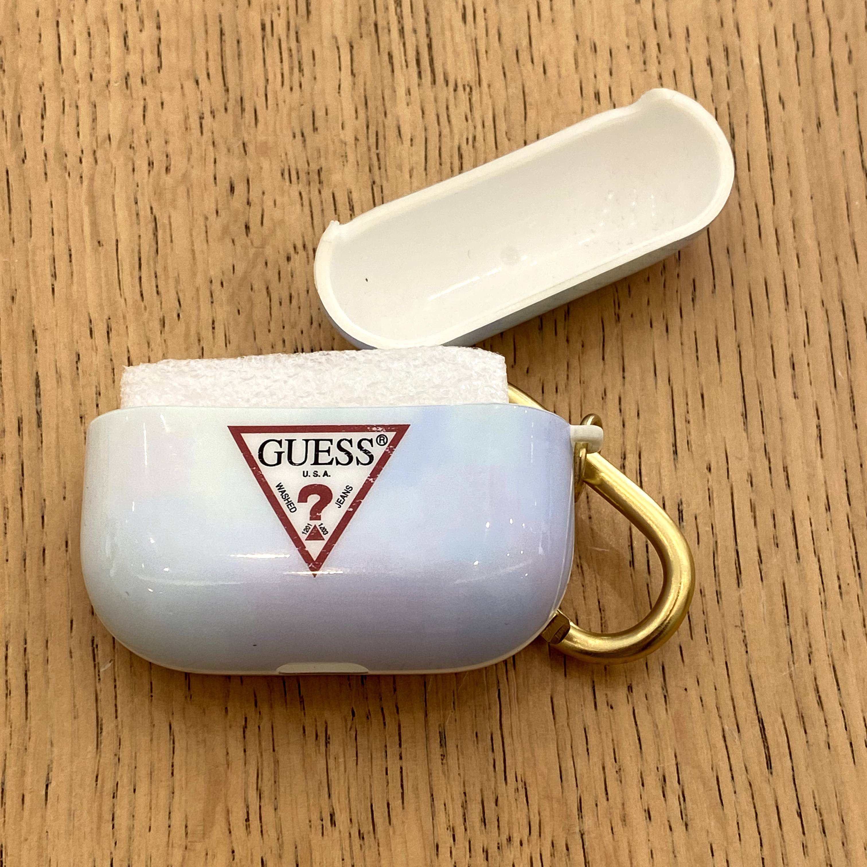 Фото — Чехол для наушников Guess для Airpods Pro TPU TIE & DYE, синий (уценка)
