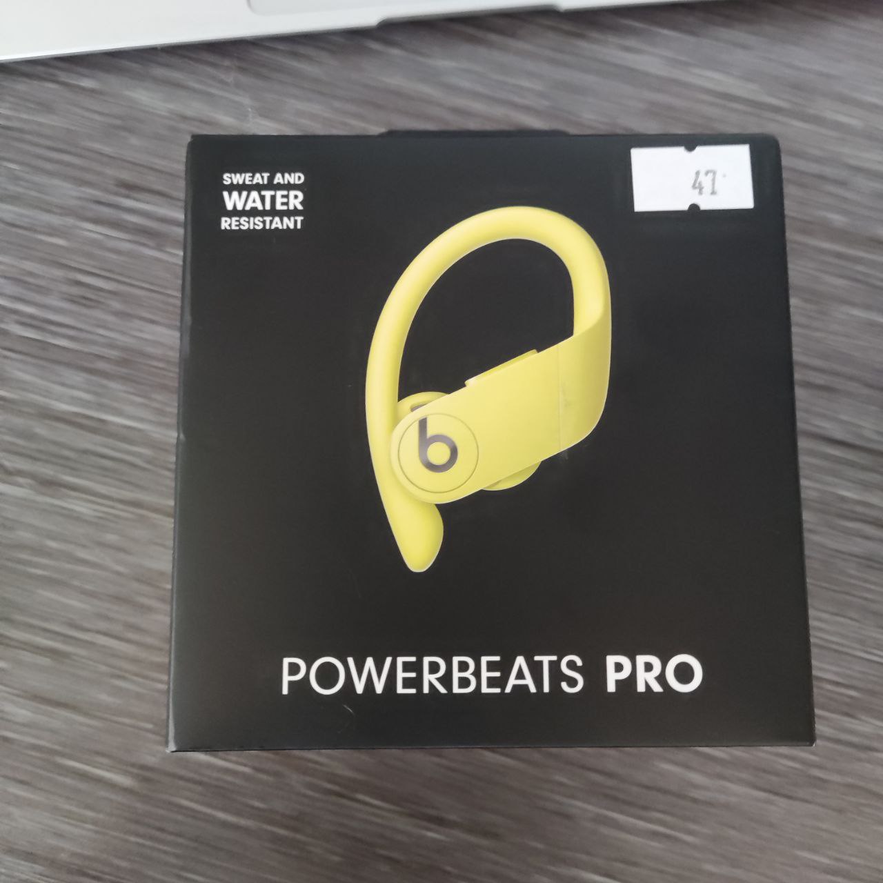 Фото — Наушники Beats Powerbeats Pro, желтый (уценка)