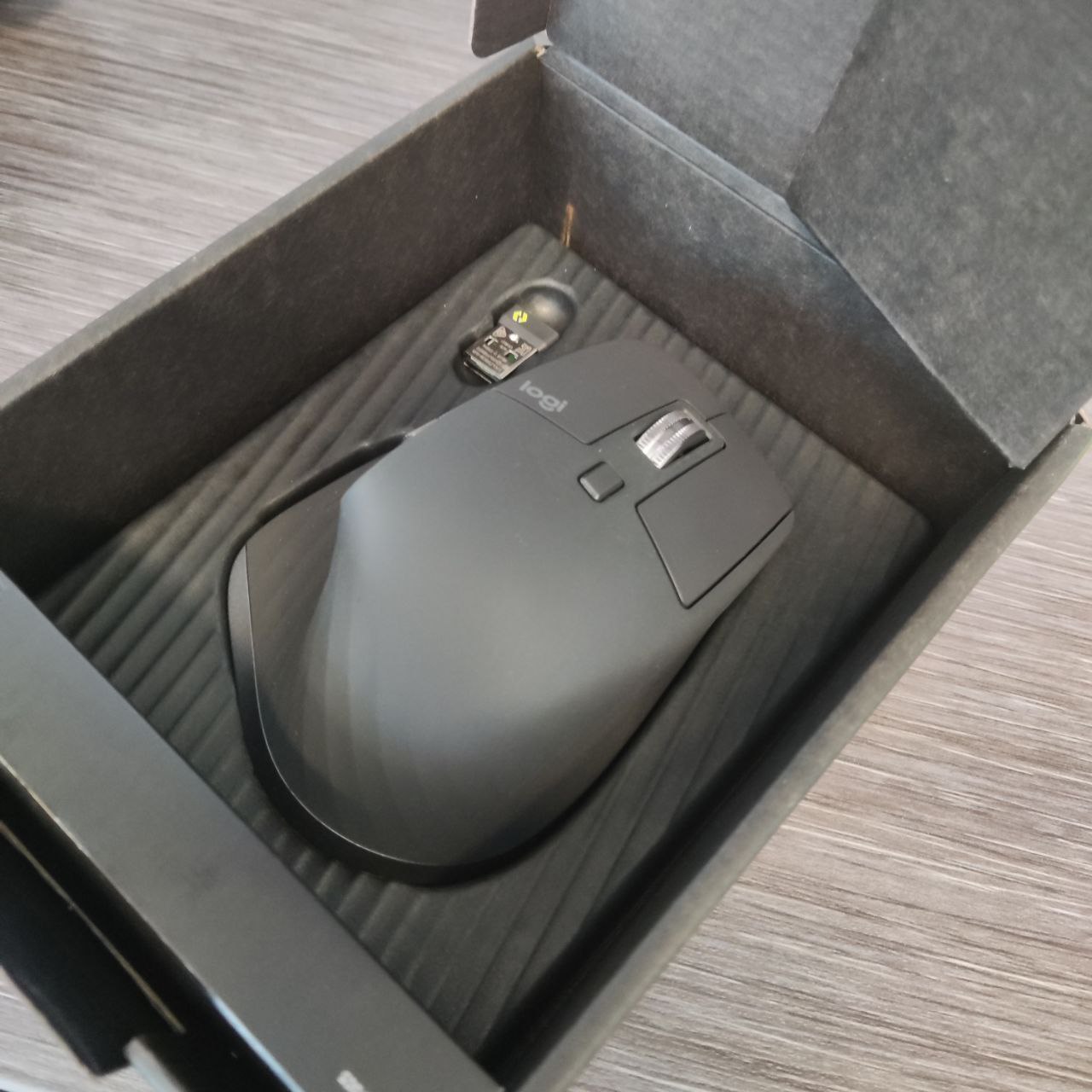 Фото — Беспроводная мышь Logitech MX Master 3S, графит (уценка)