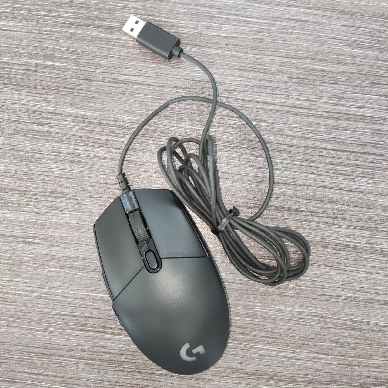 Фото — Мышь Logitech G102 Lightsync, черный (уценка)