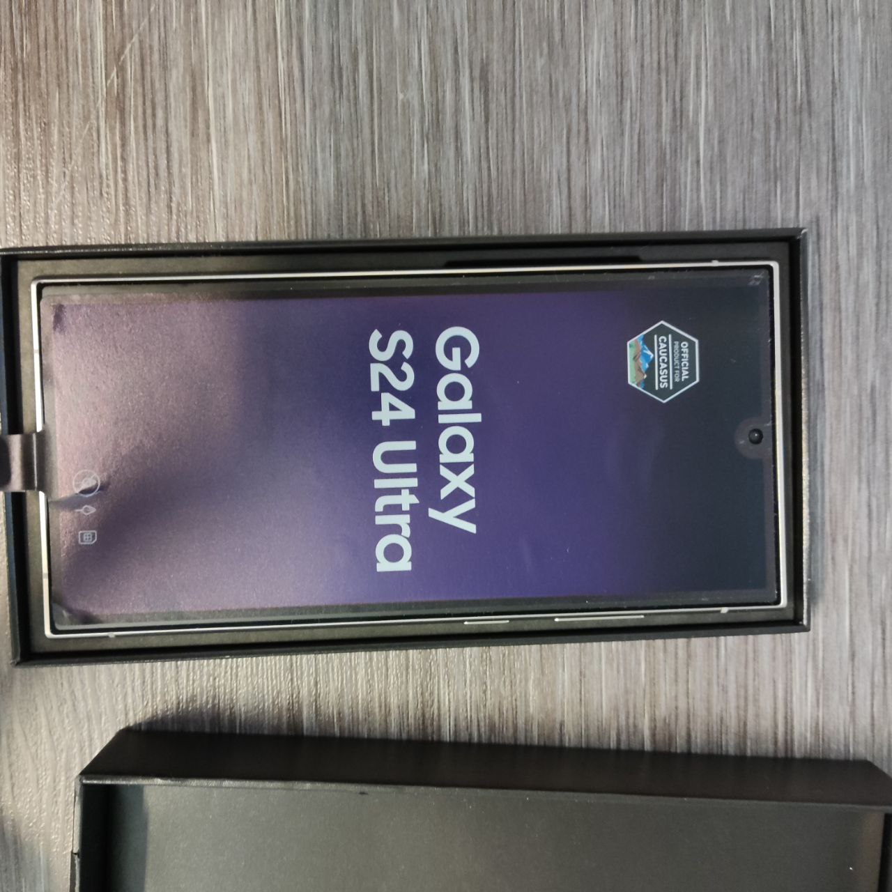 Фото — Смартфон Samsung Galaxy S24 Ultra 12/512 Гб, 5G, серый титан (уценка)