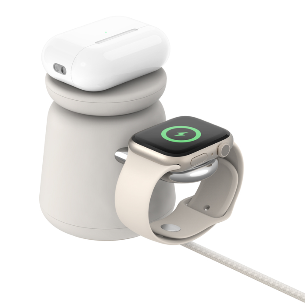 Фото — Зарядное устройство Belkin BoostCharge Pro 2-in-1 Wireless Charging Dock with MagSafe 15Вт, белый