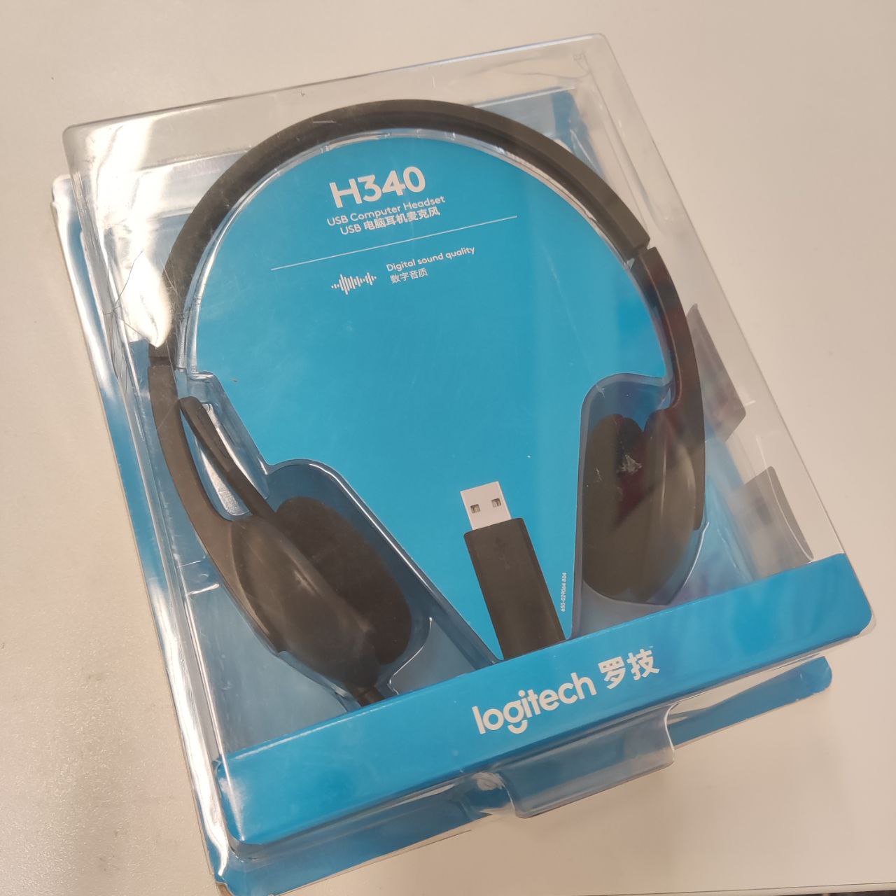 Фото — Наушники Logitech USB Headset H340, черный (уценка)