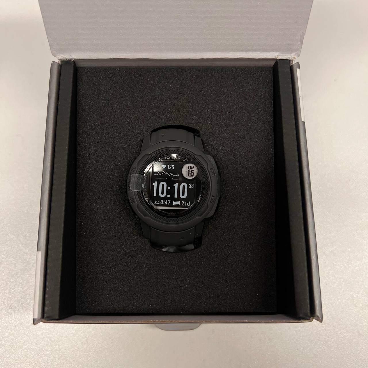 Фото — Умные часы Garmin Instinct 2S, графит (уценка)