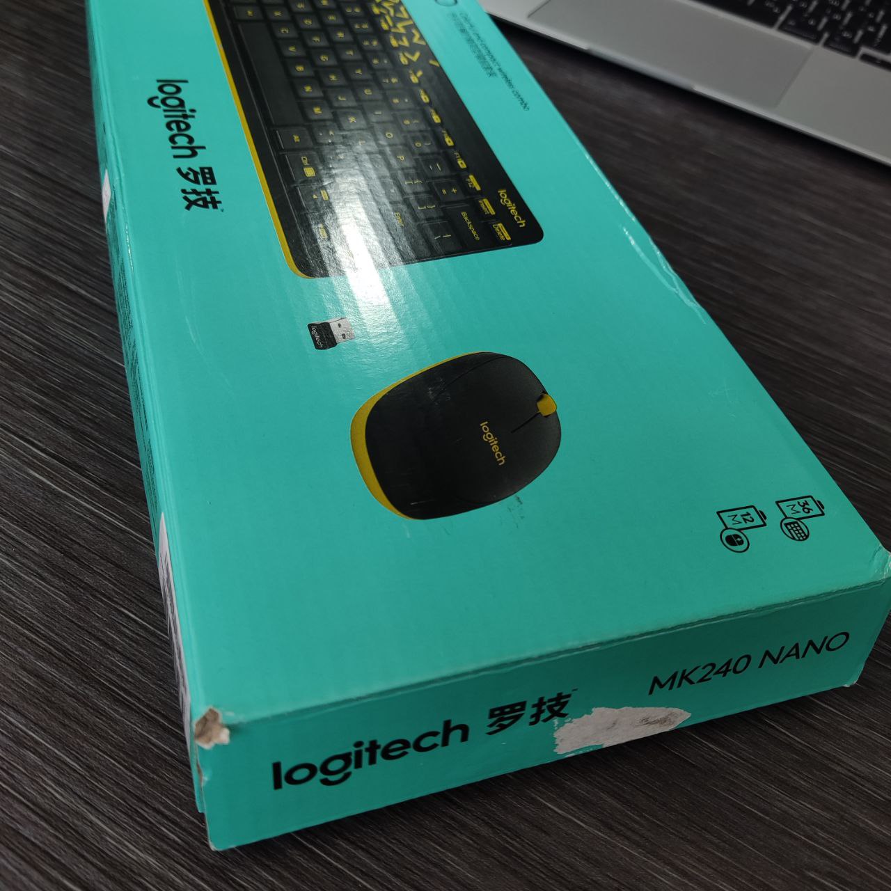 Фото — Клавиатура и мышь Logitech MK240, USB, беспроводной, черный и жёлтый (уценка)