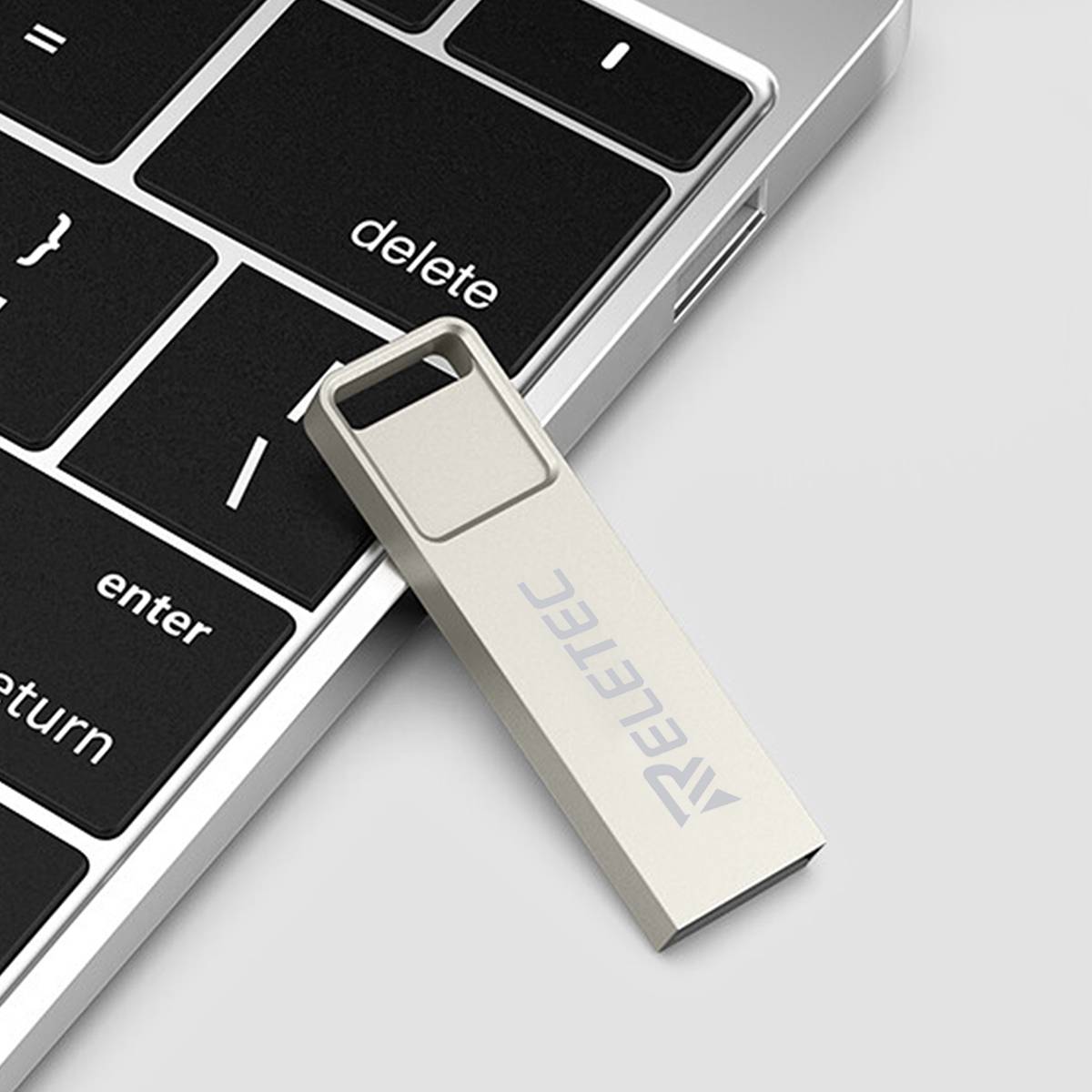Внешний накопитель Reletech USB FLASH DRIVE T2 16Gb 2.0, белый