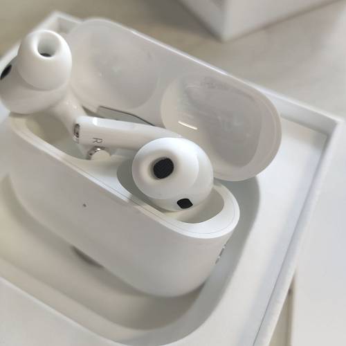 Наушники Apple AirPods Pro (2-го поколения, 2023), белый (уценка)