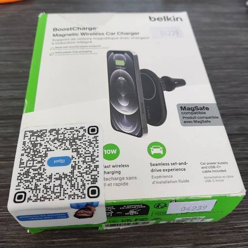 Автомобильный держатель Belkin Magnetic Wireless Car Charger 10W с АЗУ (уценка)