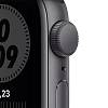 Фото — Apple Watch Nike SE, 40 мм, алюминий цвета «серый космос», ремешок Nike цвета «антрацитовый/черный»