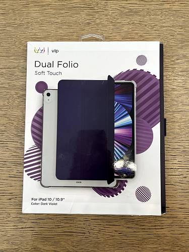 Чехол для планшета "vlp" Dual Folio для iPad 10, темно-фиолетовый (уценка)