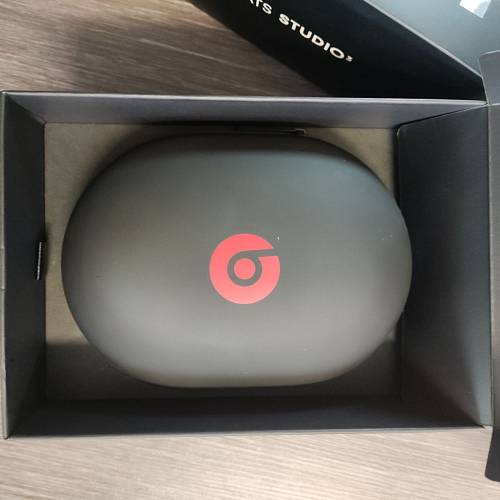 Беспроводные наушники Beats Studio3 Wireless, черный (уценка)
