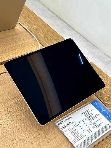 Apple iPad Pro (2022) 12,9" Wi-Fi, 128 ГБ, серебристый (уценка)