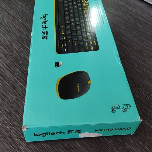 Клавиатура и мышь Logitech MK240, USB, беспроводной, черный и жёлтый (уценка)