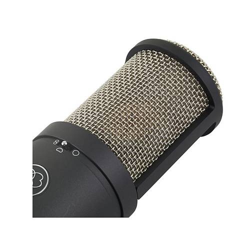 Микрофон AKG P420, черный