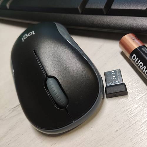 Комплект (клавиатура и мышь) Logitech MK270, USB, беспроводной, черный (уценка)